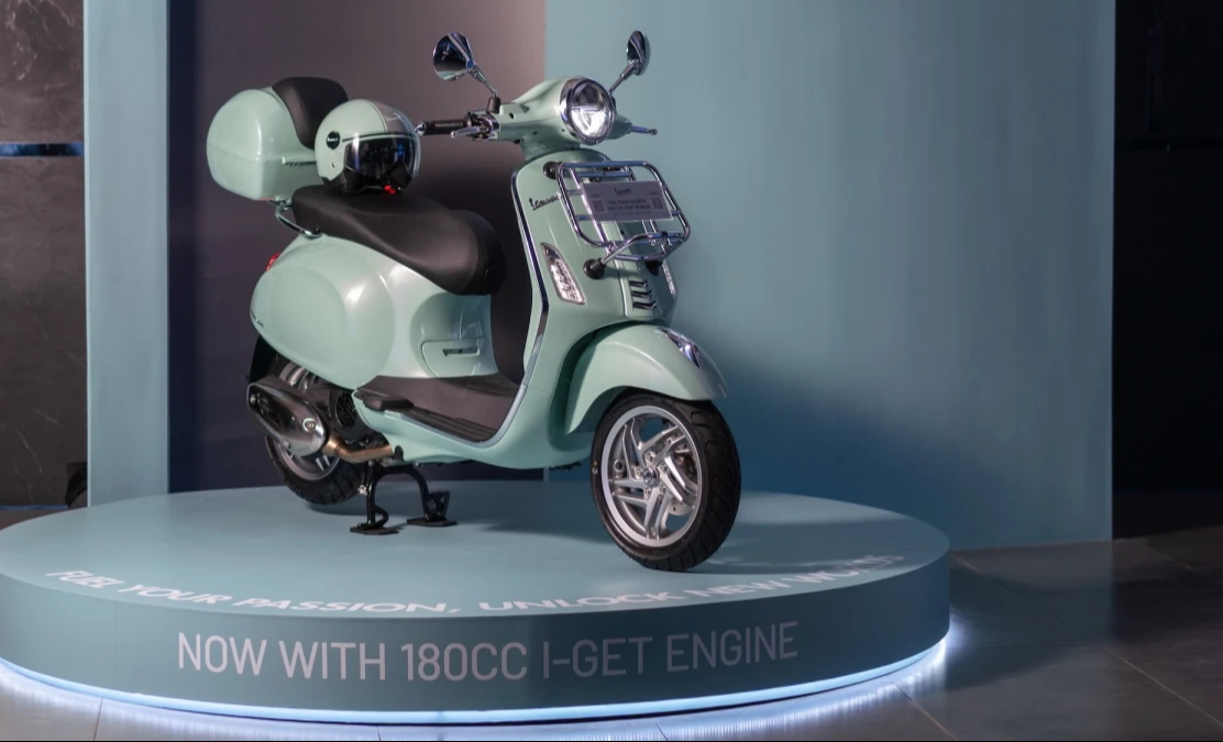 base64-17739732414761563121639 Vespa tung động cơ 180cc hoàn toàn mới, Sprint và Primavera nâng tầm sức mạnh, hé lộ cơ hội về Việt Nam - Ảnh 3.