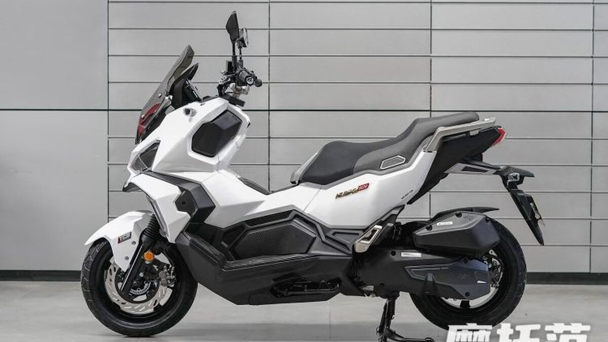 Mẫu xe máy này của nhà SYM có thể được coi là “quái vật đường dài” 150cc với bình xăng 15,2L, chạy gần 800 km một bình