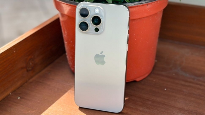iphone-15-pro-max-rv-3-1695200765