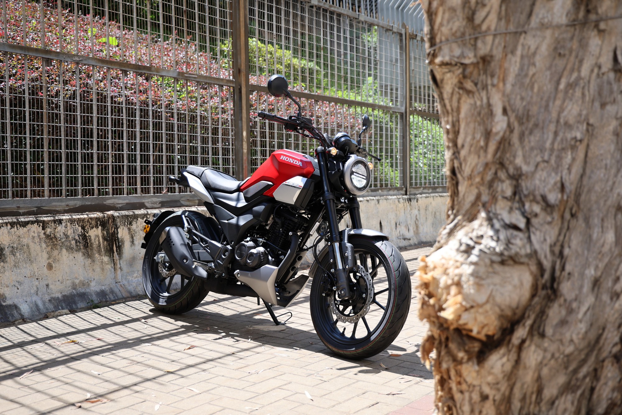 162honda-cb-190tr001-1786943756901-178694375744882226482
