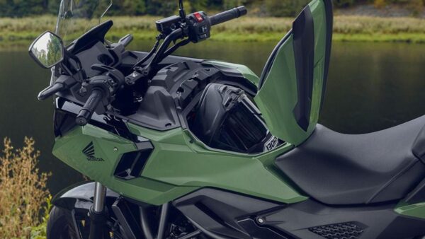 Honda NC750X 2027 ra mắt với cốp xe như tay ga cùng hộp số DCT khiến Honda SH ghen tị