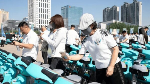 Dân Trung Quốc ồ ạt đi “ngựa hydro” giá siêu rẻ!