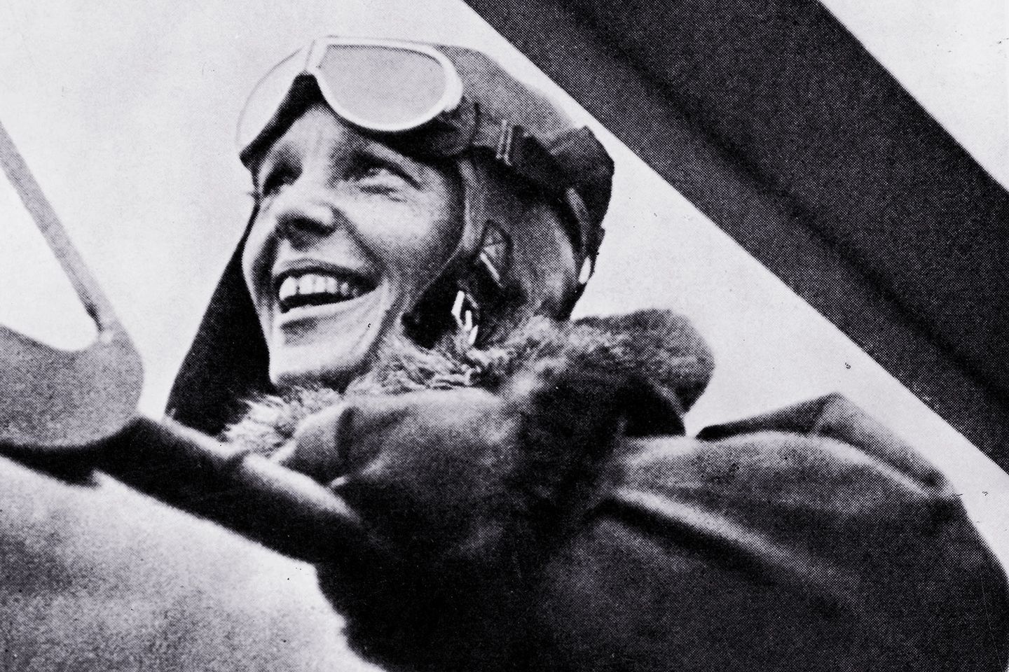 amelia-earhart-1790081418780-17900814189401124747441