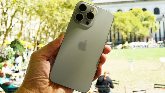 iphone-16-pro-max iphone-16-pro-max